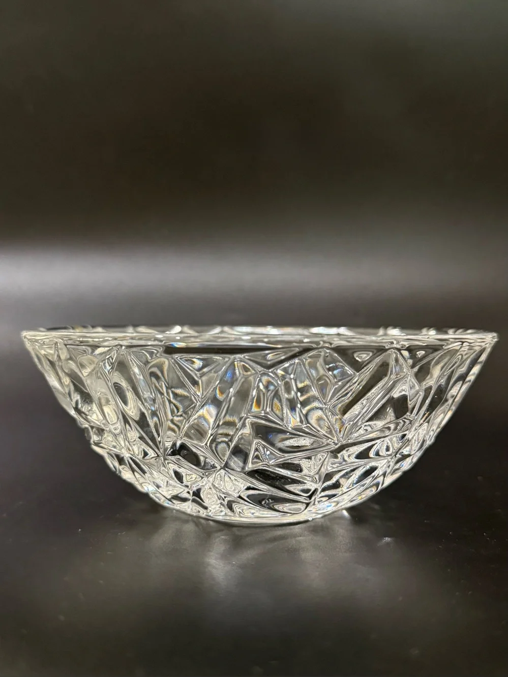 TIFFANY & Co. Rock Cut 6” Crystal Bowl